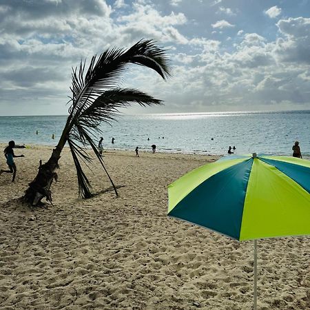 Modern Flat In Flic En Flac-Walk To The Beach Экстерьер фото