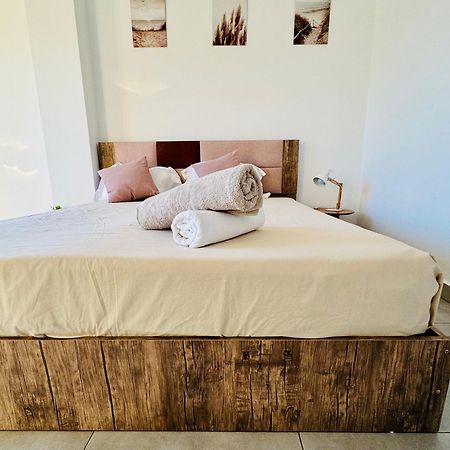 Modern Flat In Flic En Flac-Walk To The Beach Экстерьер фото
