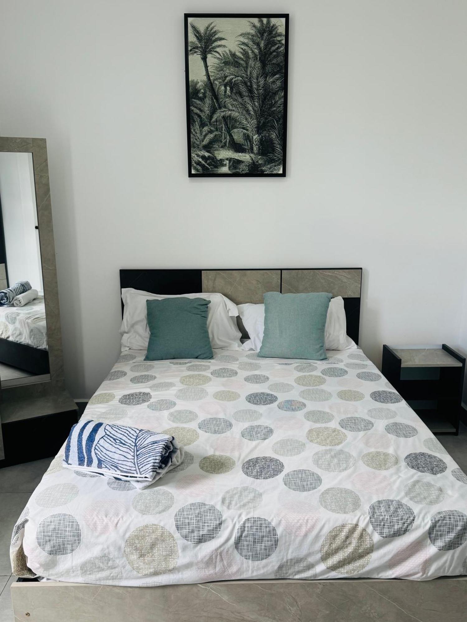 Modern Flat In Flic En Flac-Walk To The Beach Экстерьер фото